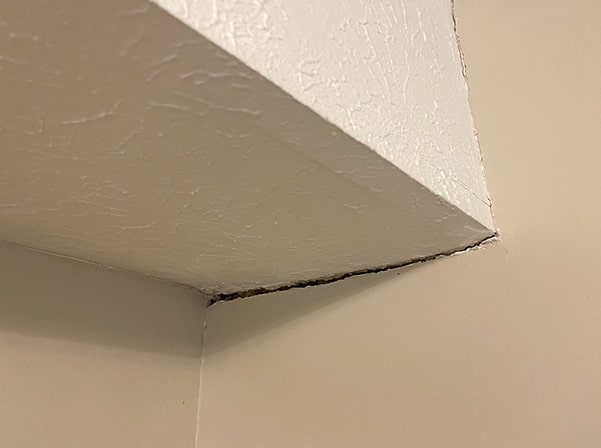 crack in ceiling